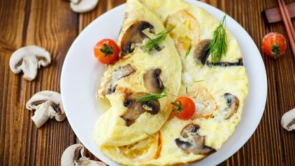 Омлет с грибами