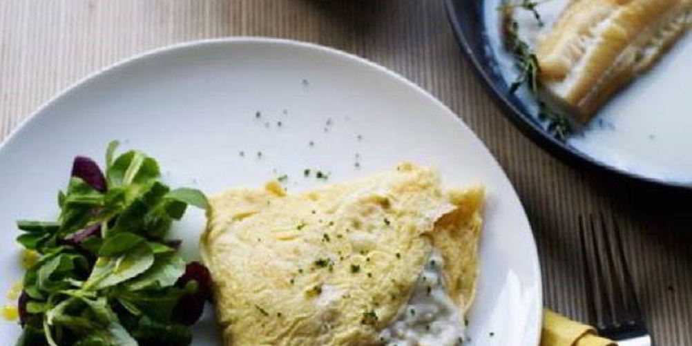 Рецепт омлета с копченой пикшей