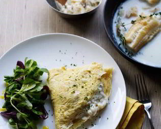 Омлет с копченой пикшей