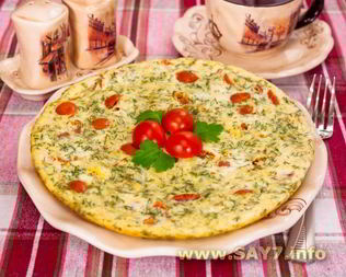 Омлет с помидорами и картофелем