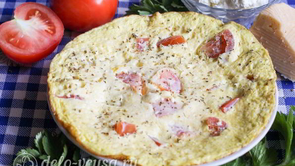 омлет с помидорами