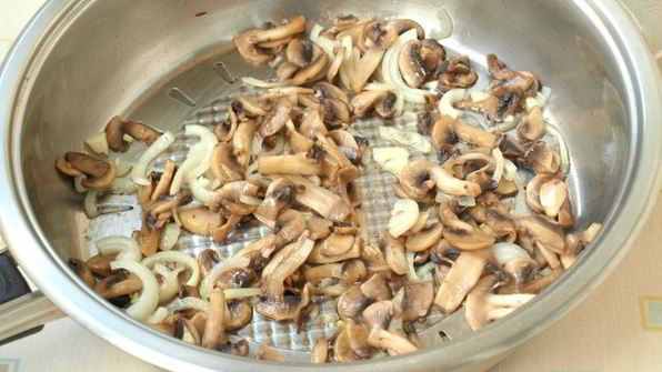 омлет с шампиньонами