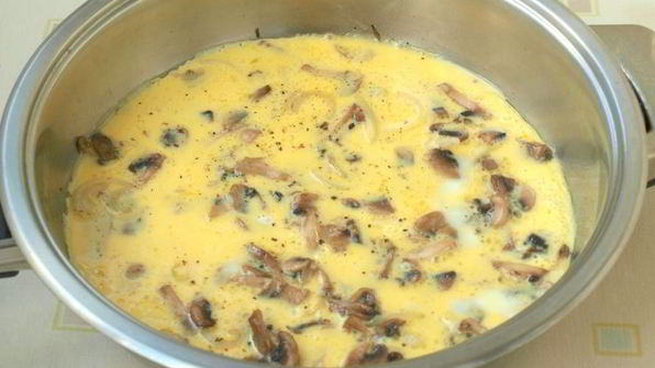 омлет с шампиньонами
