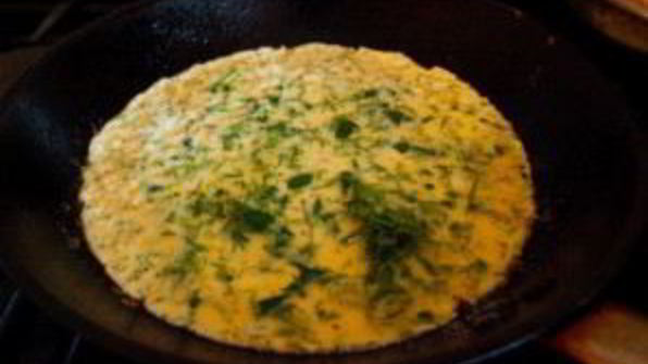 омлет с зеленью