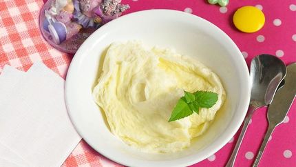 Омлет в микроволновке для ребенка