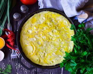 Омлет на сковороде