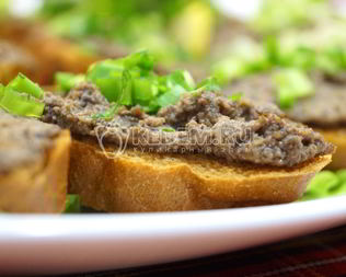 Паштет из куриной печени с грибами