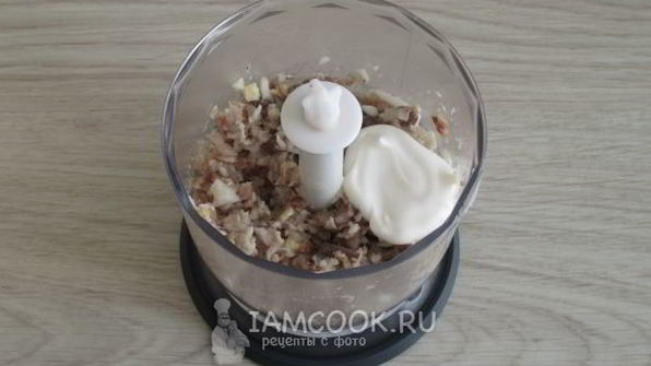 паштет из селедки и яблок