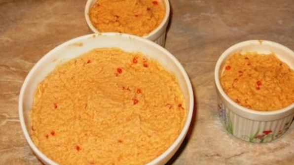 паштет из семги с красной икрой и вином