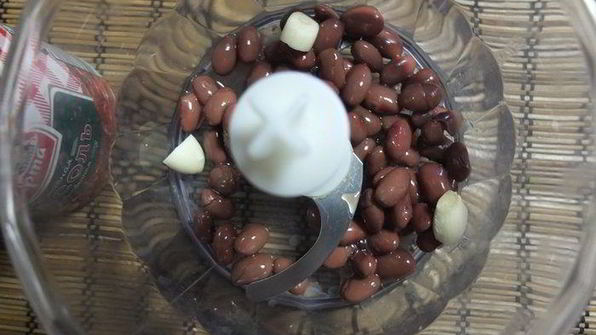 паштет с фасолью