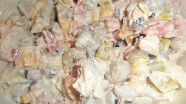 помидоры, фаршированные курицей, перцем и консервированными шампиньонами