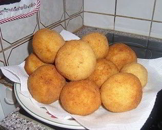 Рисовые шарики фаршированные