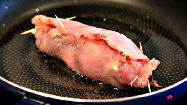 куриные роллы фаршированные брокколи и сыром