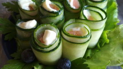 Огуречные роллы с семгой