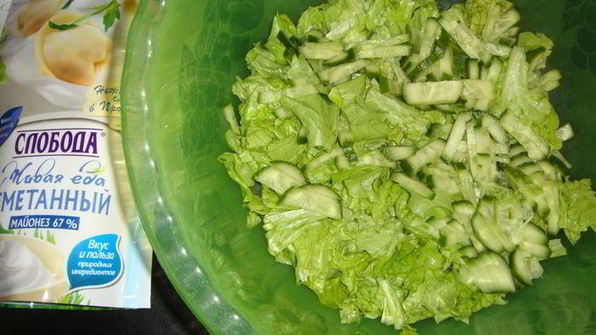 ролл с курицей и овощами