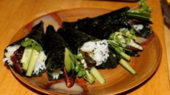 ролл с угрем