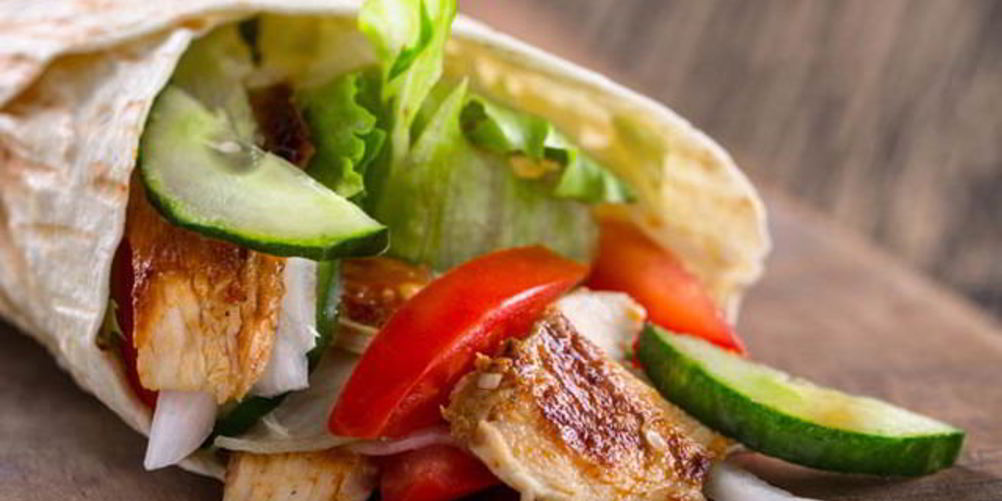 Рецепт роллов с курицей в лаваше