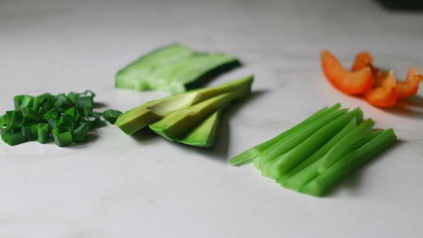 роллы с мидиями и овощами