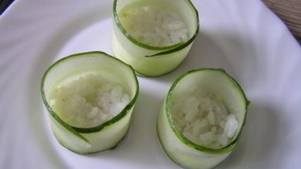 роллы с тунцом и креветками