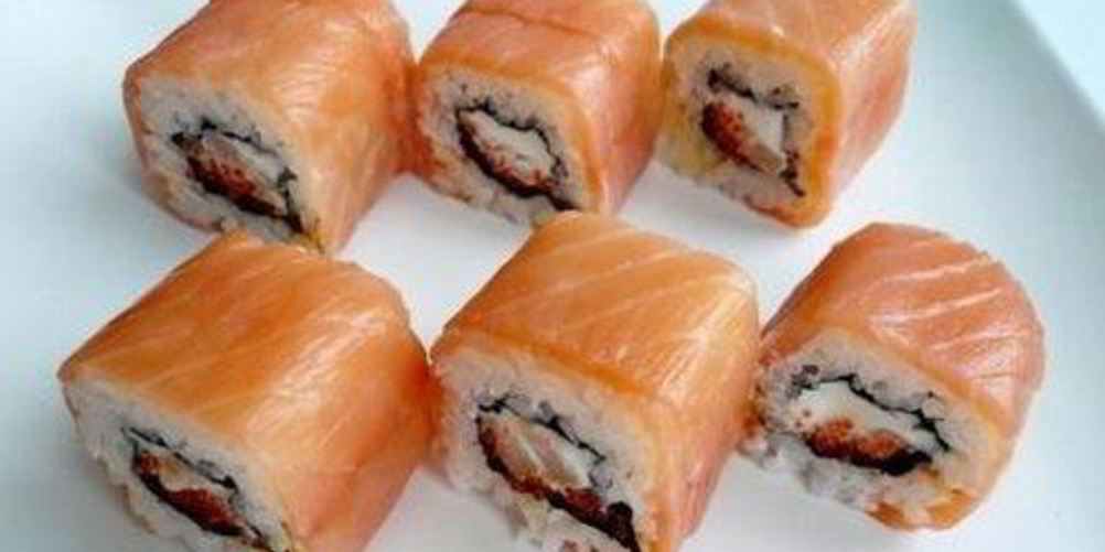 Рецепт сливочного ролла с икрой тобико