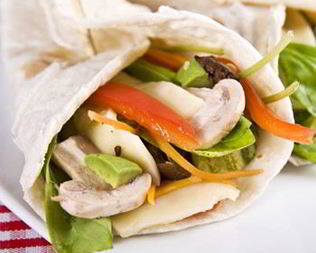 Весенние роллы с авокадо и овощами