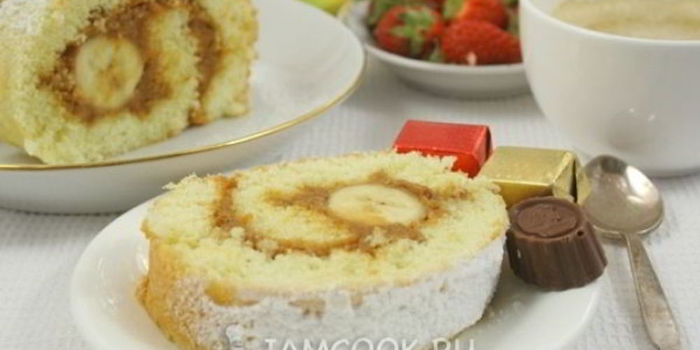 Рецепт бисквитного рулета с бананом