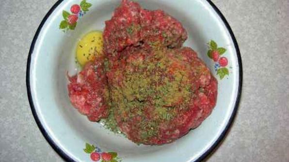 мясной рулет с сыром в фольге