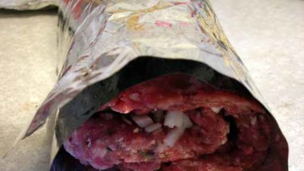 мясной рулет с сыром в фольге