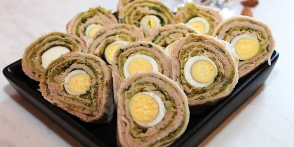 Рецепт рулета из лаваша с яйцом