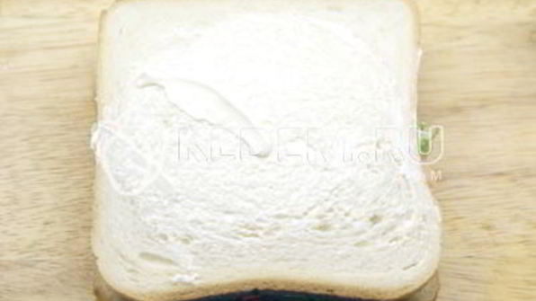 сэндвич с копченой курицей