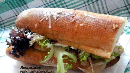 Сэндвич с шампиньонами и копченым беконом