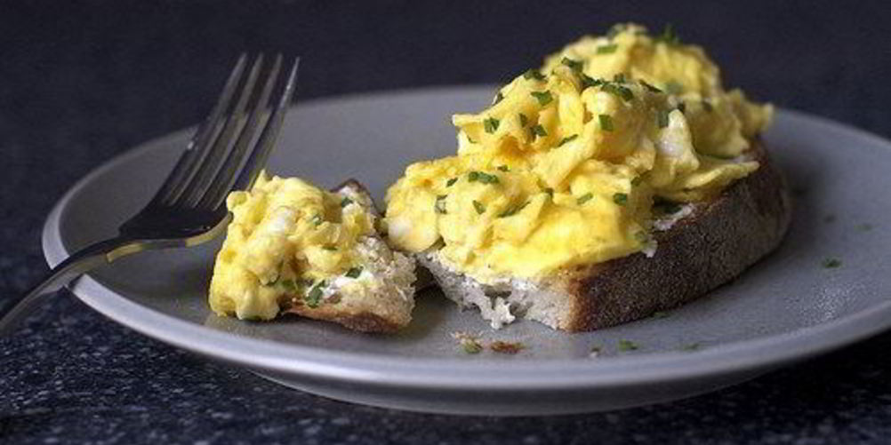 Рецепт сэндвича с яйцома и зеленью