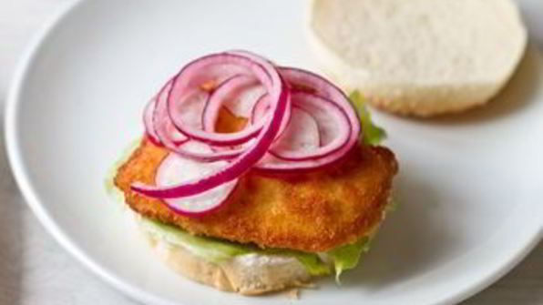 сэндвичи с куриным филе в хрустящей панировке