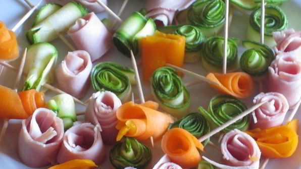 тарталетки с овощами и йогуртовой заливкой