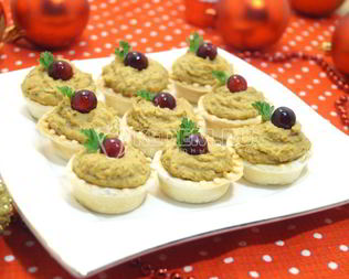 Тарталетки с паштетом из фасоли