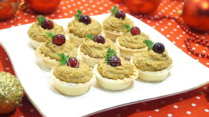 Тарталетки с паштетом из фасоли