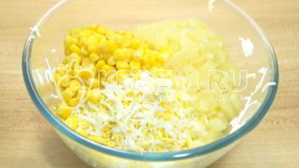 тарталетки с пикантным салатом