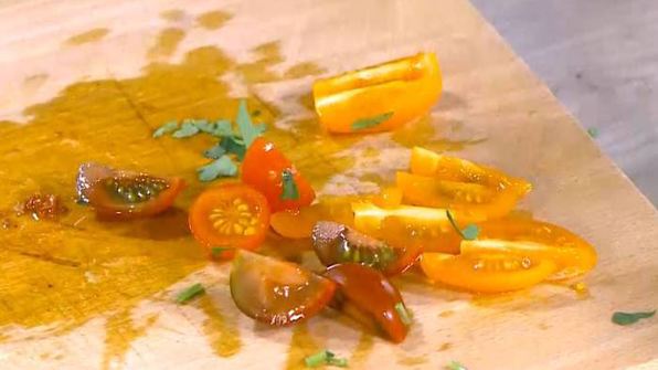 тарталетки с рикоттой и помидорами черри