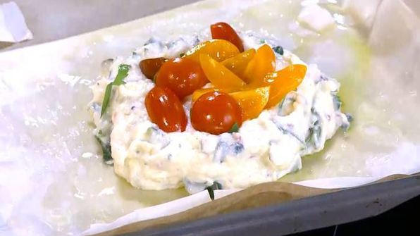 тарталетки с рикоттой и помидорами черри