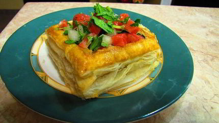 Тарталетки с семгой и форелью