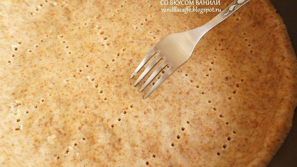 миндальный тарт с грейпфрутовым кремом, белым шоколадом и маскарпоне