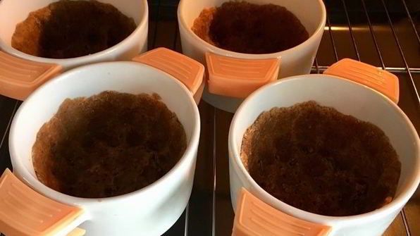 мини-тарты с салатом из индейки и овощей