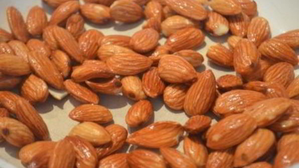 тарт с абрикосовым фражипаном