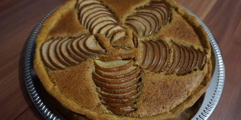 Рецепт тарта с грушами и миндалем