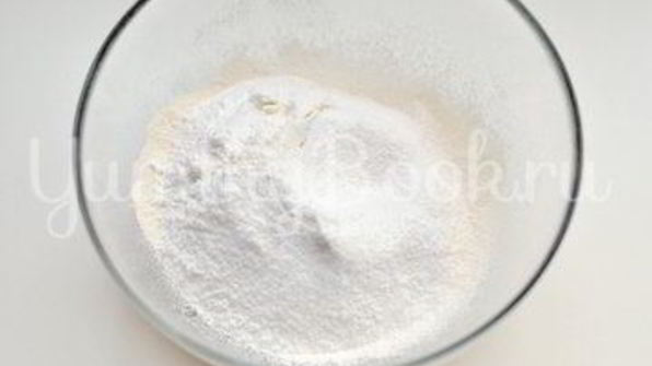 тарт с кокосовым молоком и грушами