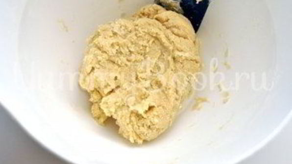 тарт с кокосовым молоком и грушами