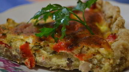 Тарт с курицей, грибами и сладким перцем