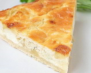 Тарт с сыром и луком