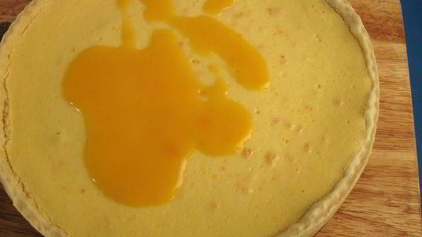 творожный тарт с мандариновым соусом