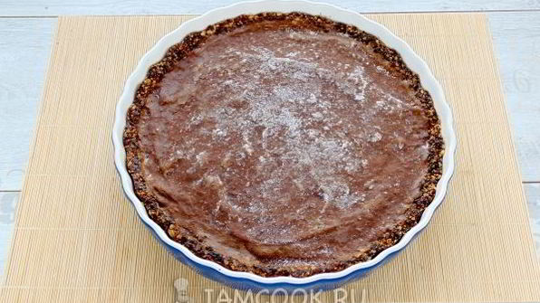 вегетарианский тарт с бананом и авокадо